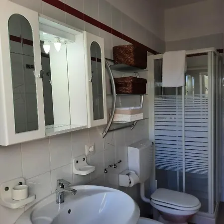 Holiday home Nina